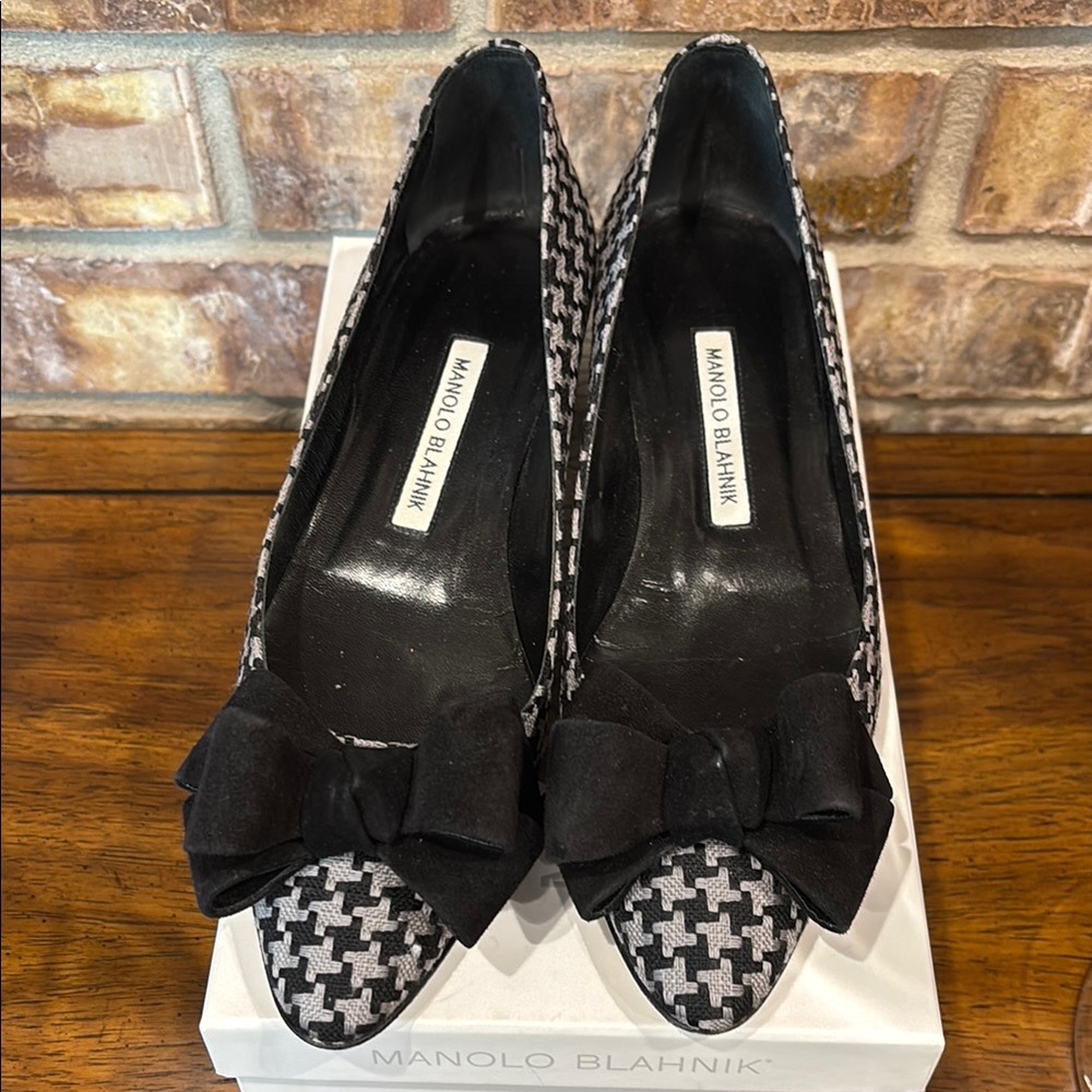 Manolo Blahnik Black and White Sophisticated Heels